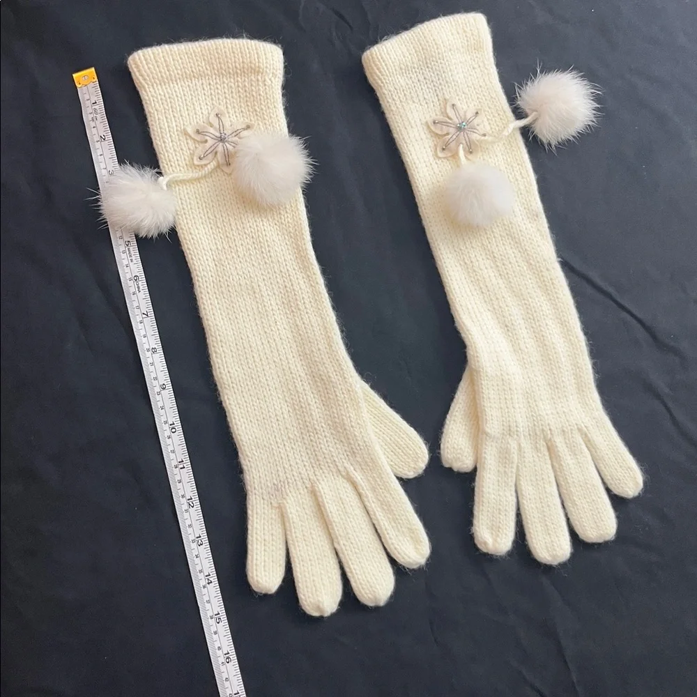 Steve Madden Cream Knit Gloves with Pom Poms